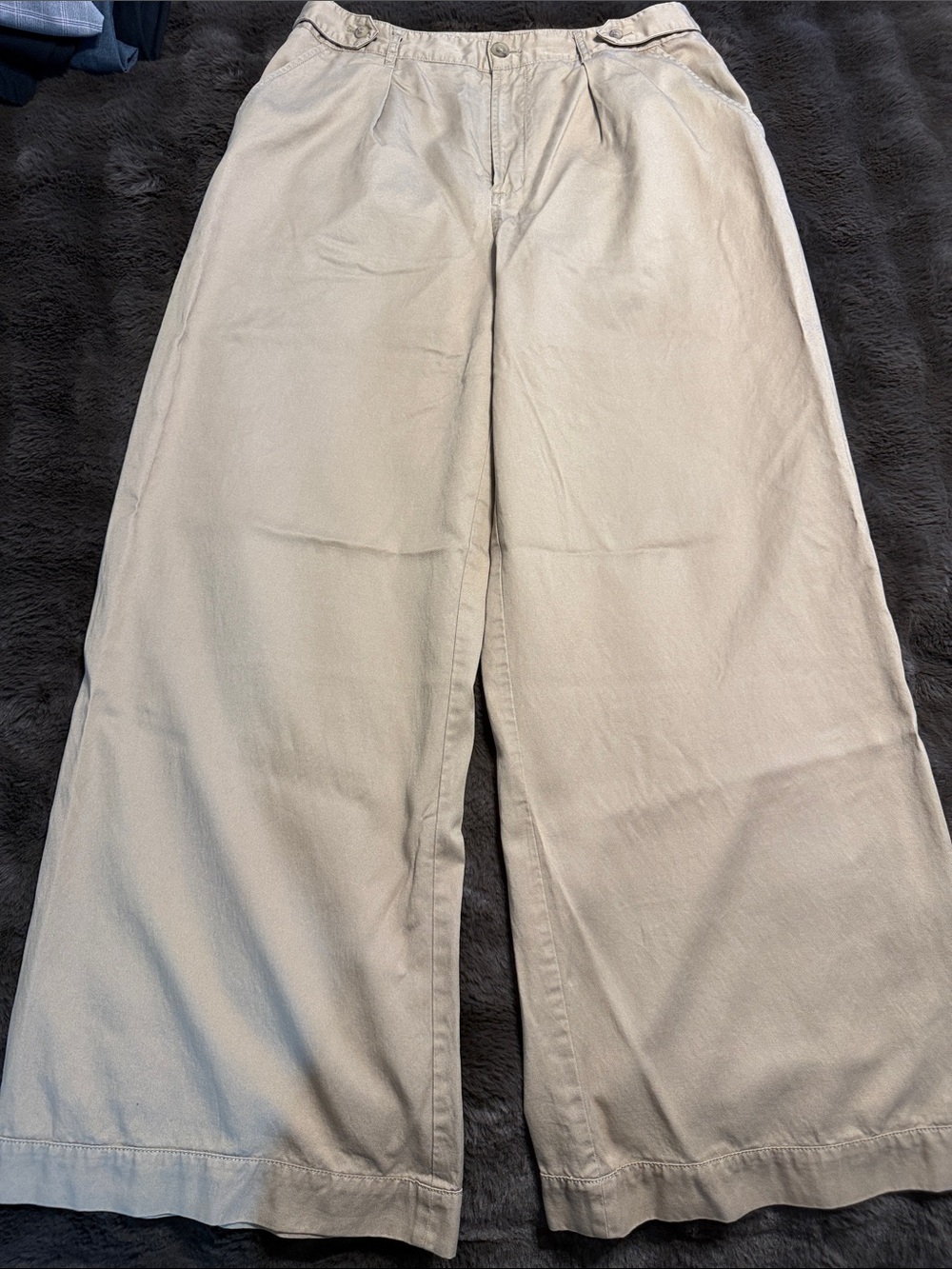 a.n.a Wide-Leg Chinos in Light Beige